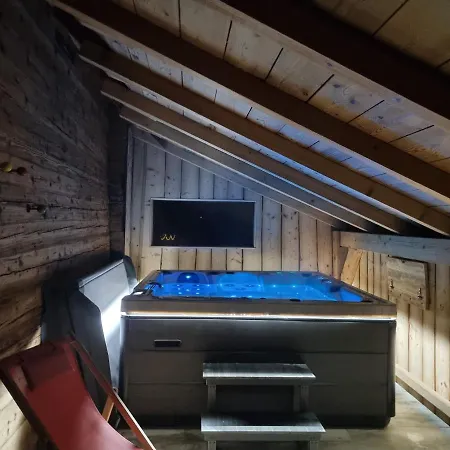 Le Maz'eau Avec Jacuzzi